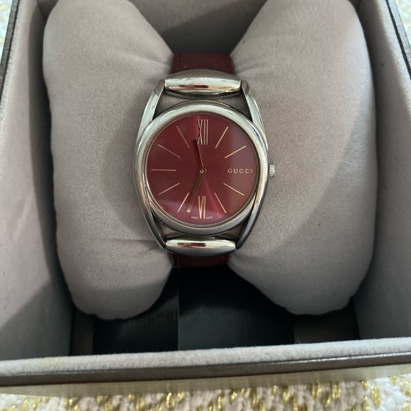 Gucci Horsebit Watch - Picture 1 of 8